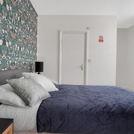 Comfy Double En-Suite Room In Barking Barking  Exterior photo
